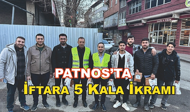 AK Parti İlçe Başkanı Çetin Taşdemir ve Gençlik Kollarından İftara 5 Kala İkramı