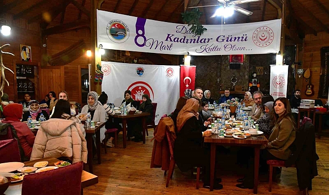 Ardahan'da "8 Mart Dünya Kadınlar Günü İftar Programı" düzenlendi