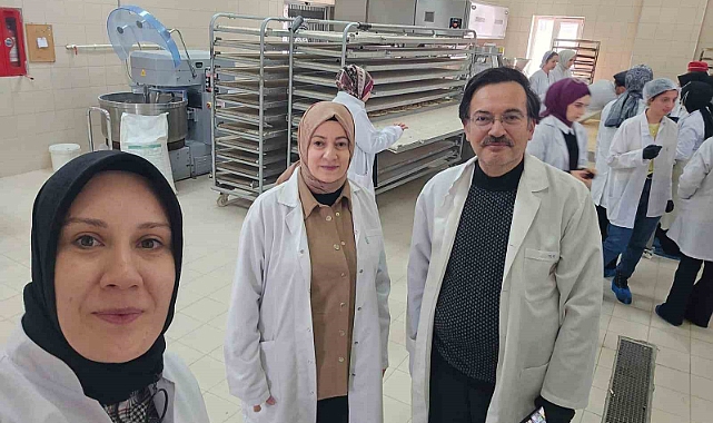 Atatürk Üniversitesi Gıda İşleme bölümü öğrencilerine uygulamalı eğitim