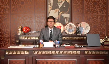 Erciş Kaymakamı Murat Karaloğlu’ndan İstiklal Marşı’nın 104. Yıl Dönümü Mesajı
