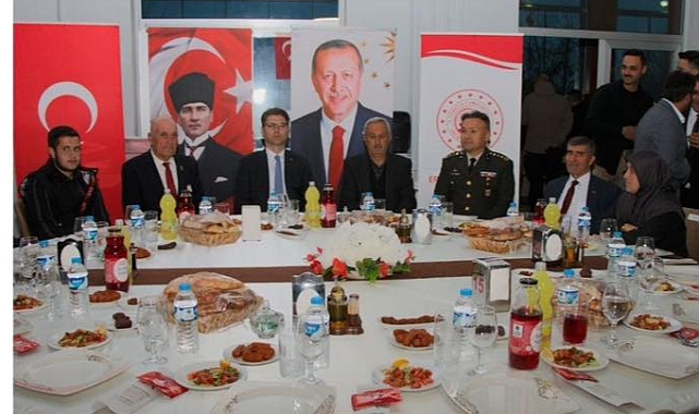 Erciş’te Şehit Aileleri ve Gaziler Onuruna İftar Programı
