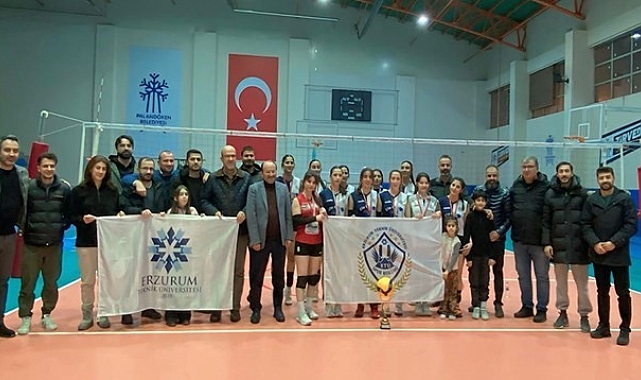 Erzurum Teknik Üniversitesi spor kulübü kadın voleybol şampiyonasında altın madalyanın sahibi oldu