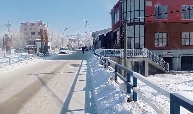 Erzurum'un Tekman ilçesi -14,6 ile yine dondu
