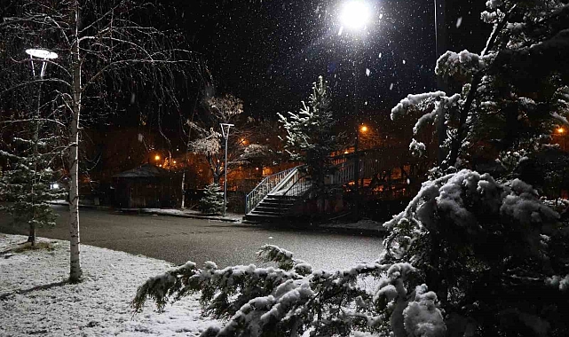 Erzurum yine farklı; aynı günde iki mevsim