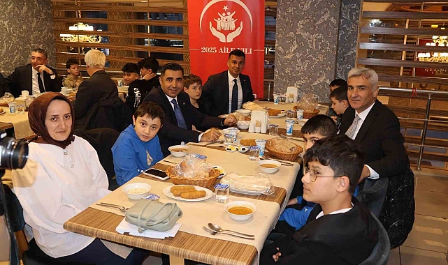 Erzurum'da devlet himayesindeki çocuklara anlamlı iftar