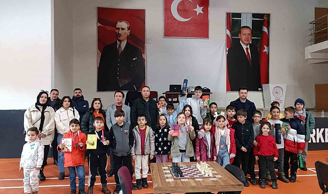 Hakkari'de "Yıldırım Satranç Turnuvası" düzenlendi