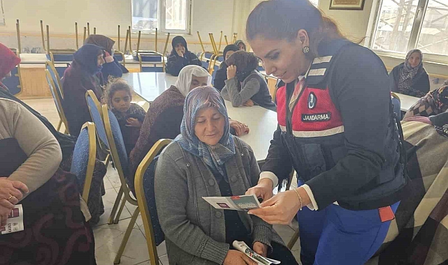 Kars'ta "Aile İçi Şiddet ve Erken Yaşta Zorla Evlilik" eğitimi