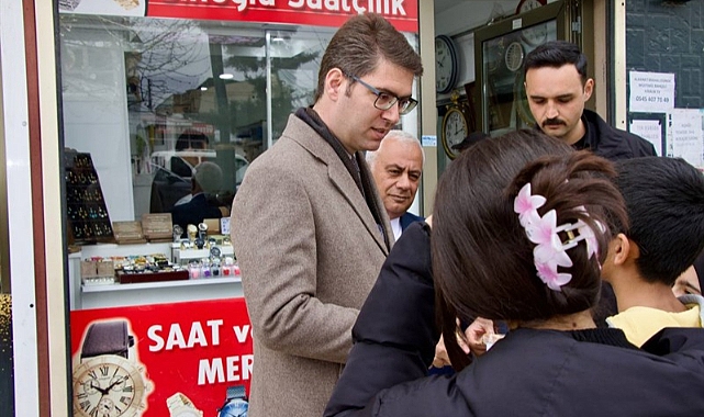 Kaymakam Karaloğlu, Erciş'te Esnafın Kandilini Kutladı