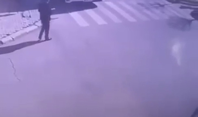 Motosiklet kazasında 3 kişi yaralandı