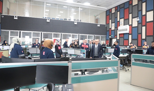 Vali Koç’tan 112 Acil Çağrı Merkezine ziyaret