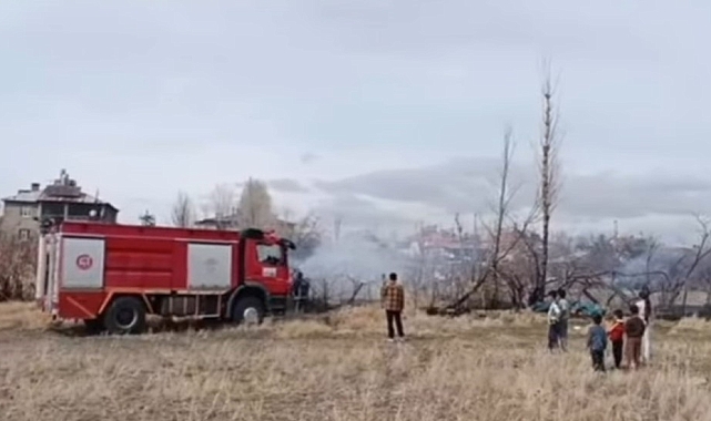 Van'da anız yangını