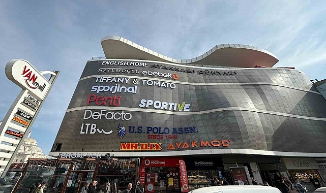 Vanmall AVM'de Shopping Fest hareketliliği