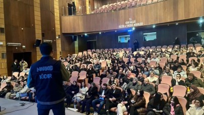 Iğdır’daki eğitim kurumlarında uyuşturucu ile mücadele eğitimi