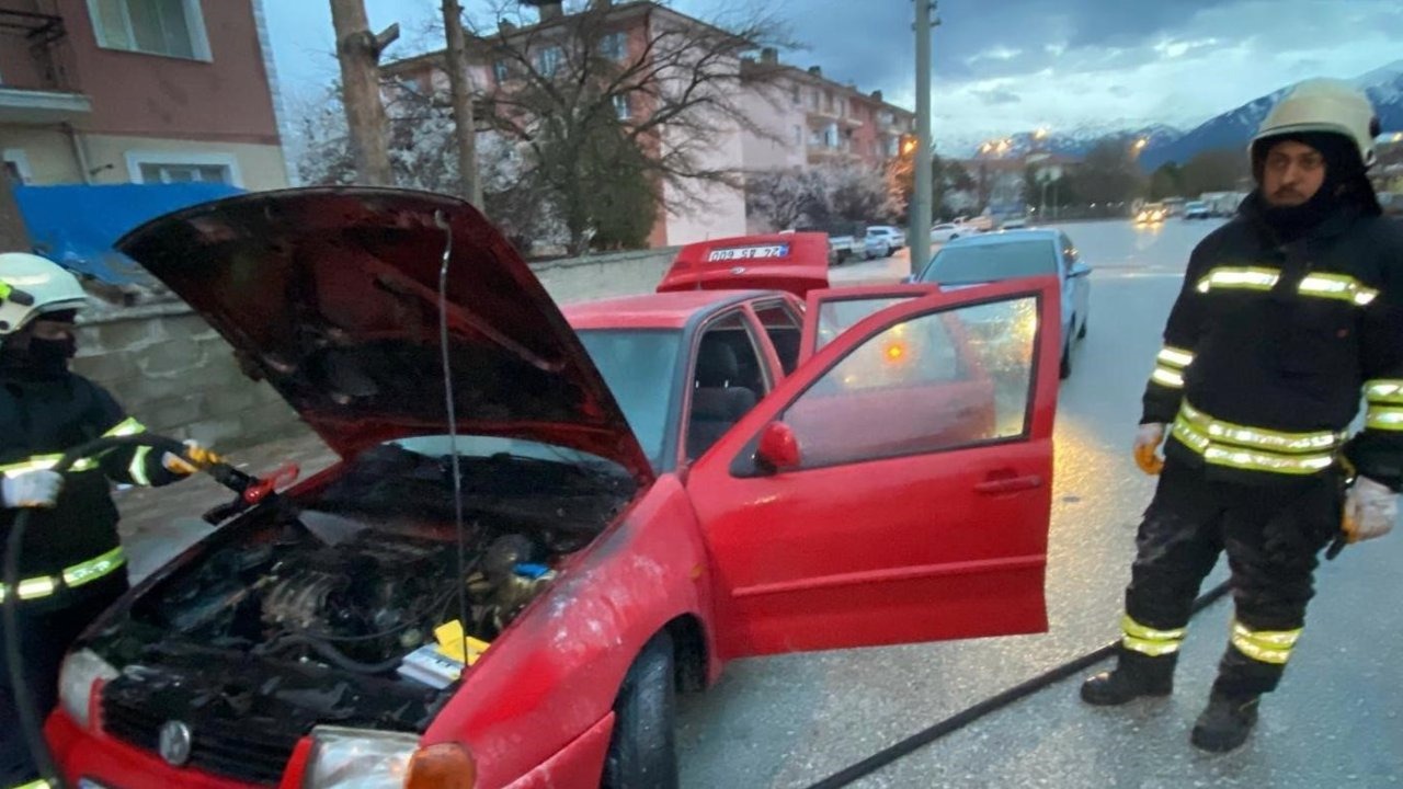 Erzincan’da araç yangını