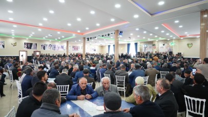 Hemoyi ve İski Aşiretlerinden Erciş'te Barış Yemeği