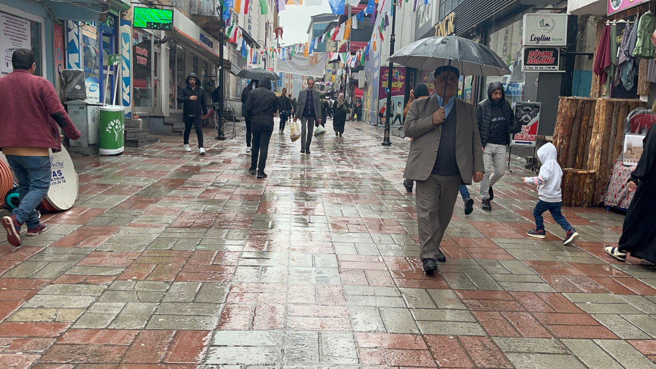 Ağrı’da Yağışlar Hayatı Olumsuz Etkiliyor