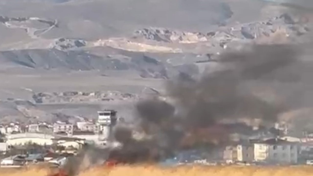 Van'ın Edremit ilçesinde çıkan yangın kontrol altına alındı