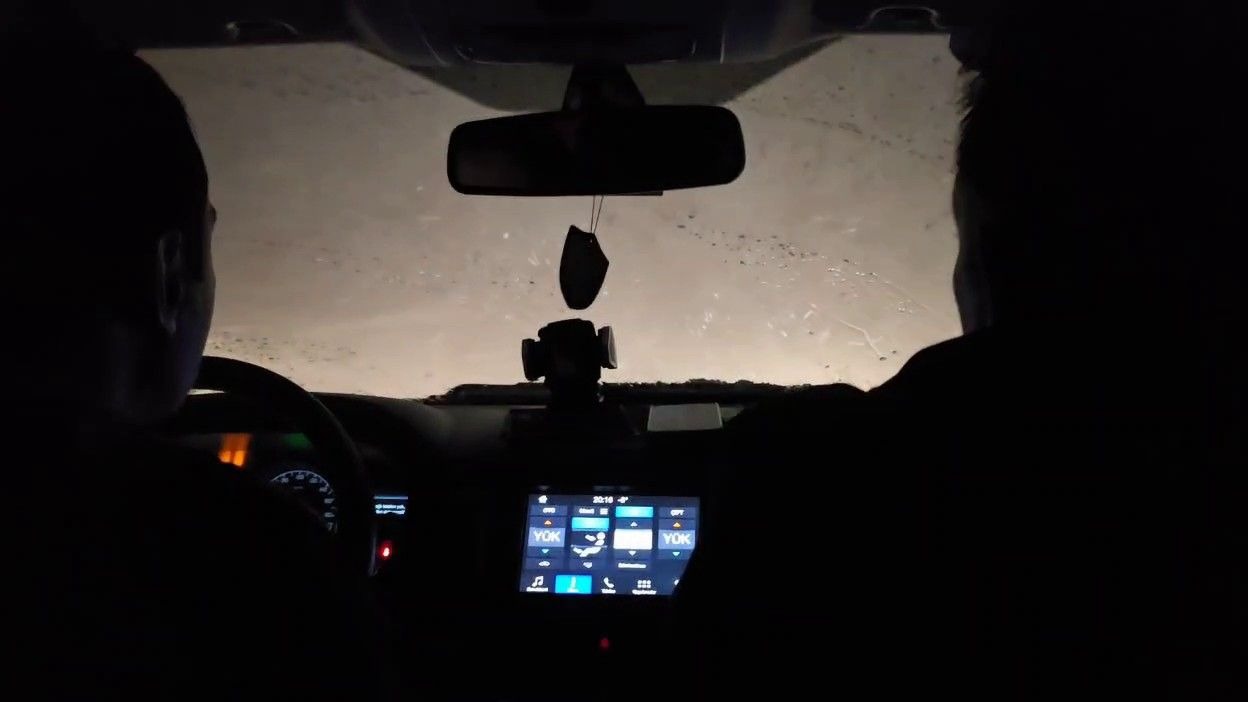 Erzurum'da 3,5 saat kar ve tipide mahsur kaldılar