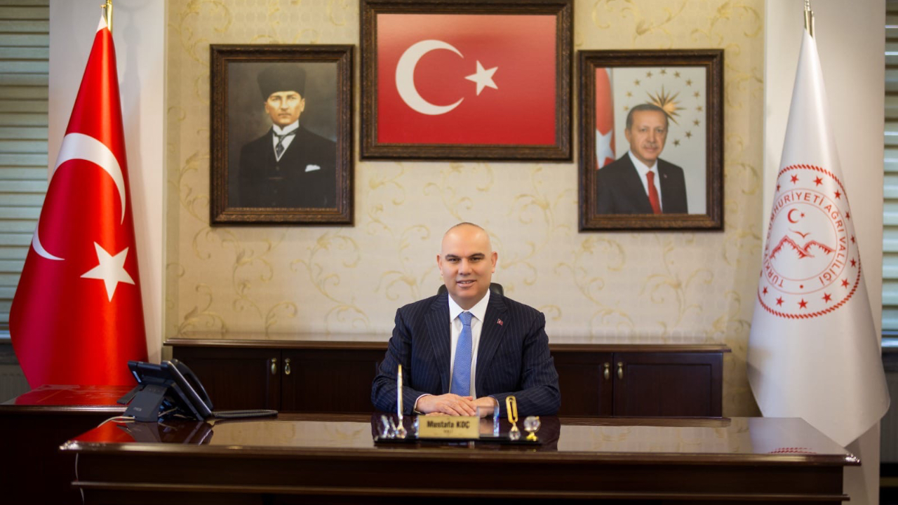 Ağrı Valisi Mustafa Koç’tan Kurtuluş Yıl Dönümü Mesajı