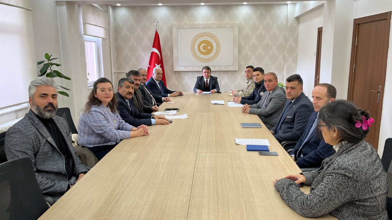 Eleşkirt’te Sokak Hayvanlarını Koruma Kurulu Toplantısı Gerçekleştirildi
