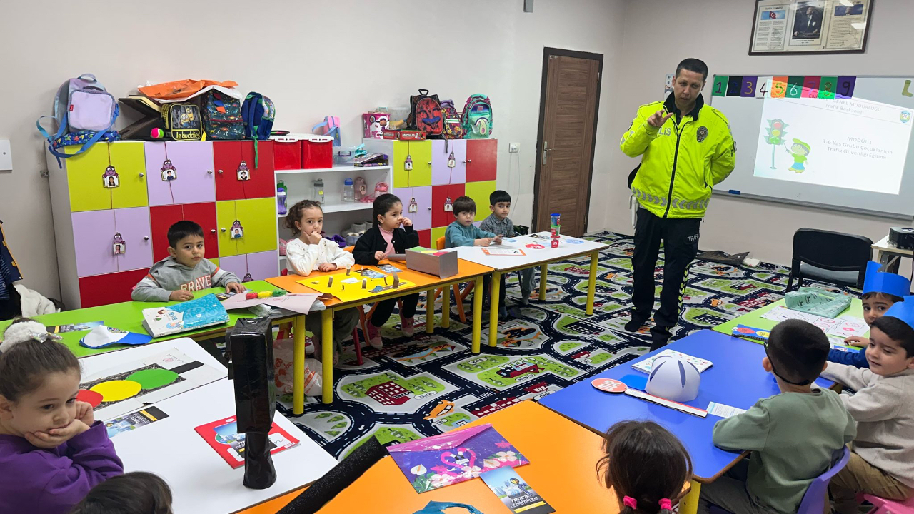 Patnos’ta Miniklere Trafik Bilinci Aşılandı