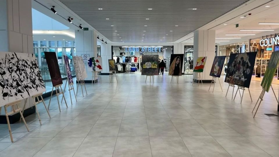 Erzincan Binali Yıldırım Üniversitesi Dünya Sanat Gününe özel sergi düzenledi