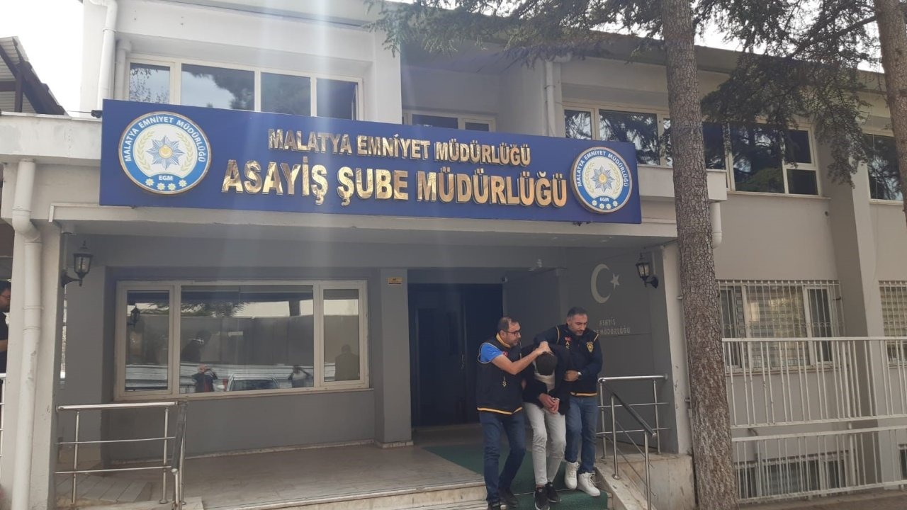 Malatya’da ilginç dolandırıcılık olayı: Bilezik siparişini sahibi gibi alarak kuyumcuyu dolandırdı