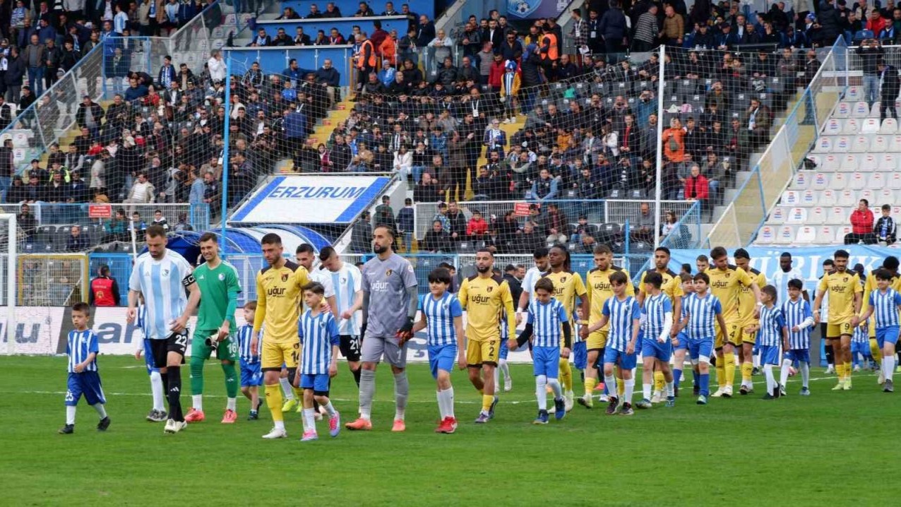 Erzurumspor FK; "Hakem hataları bir şehrin umutlarını yok etme planı"