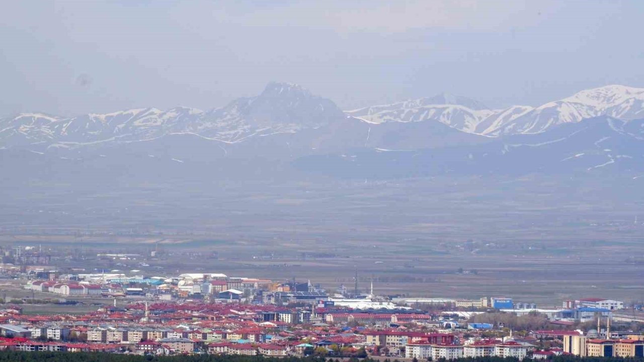 Dikkat! Kuvvetli rüzgar uyarısı