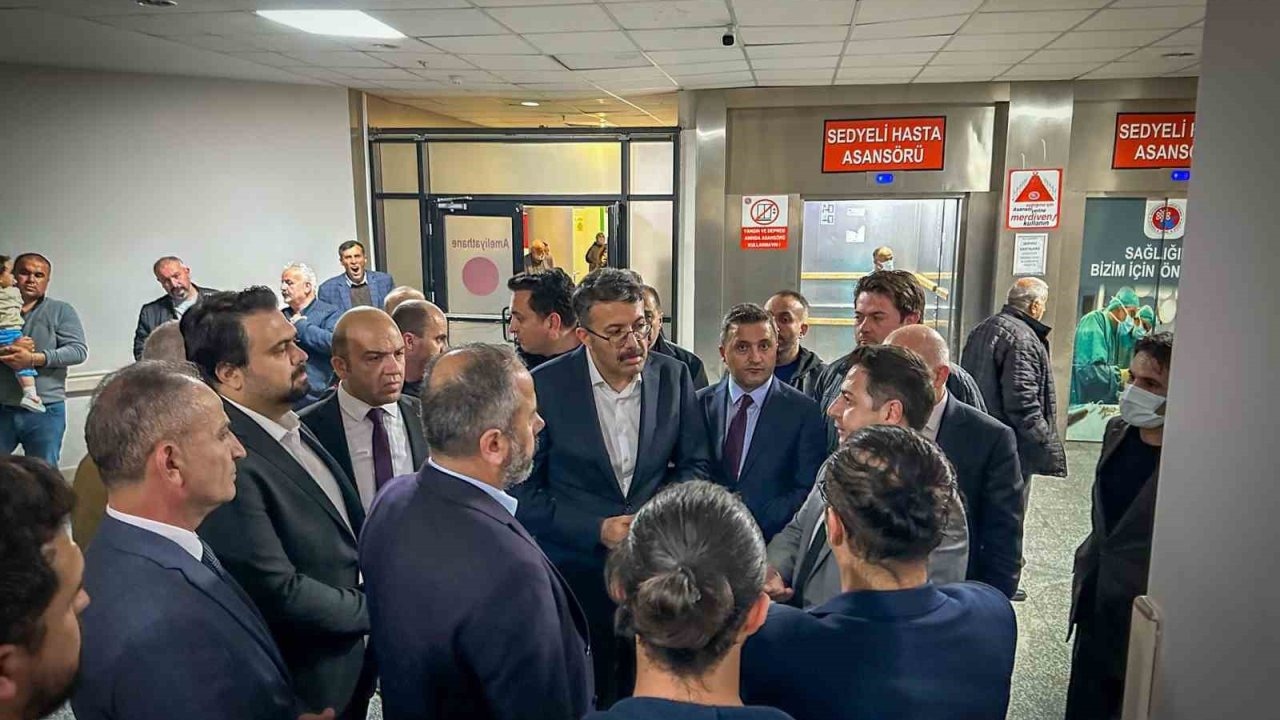 Vali Ali Çelik, Van’da Trafik Kazası Mağdurlarını Ziyaret Etti