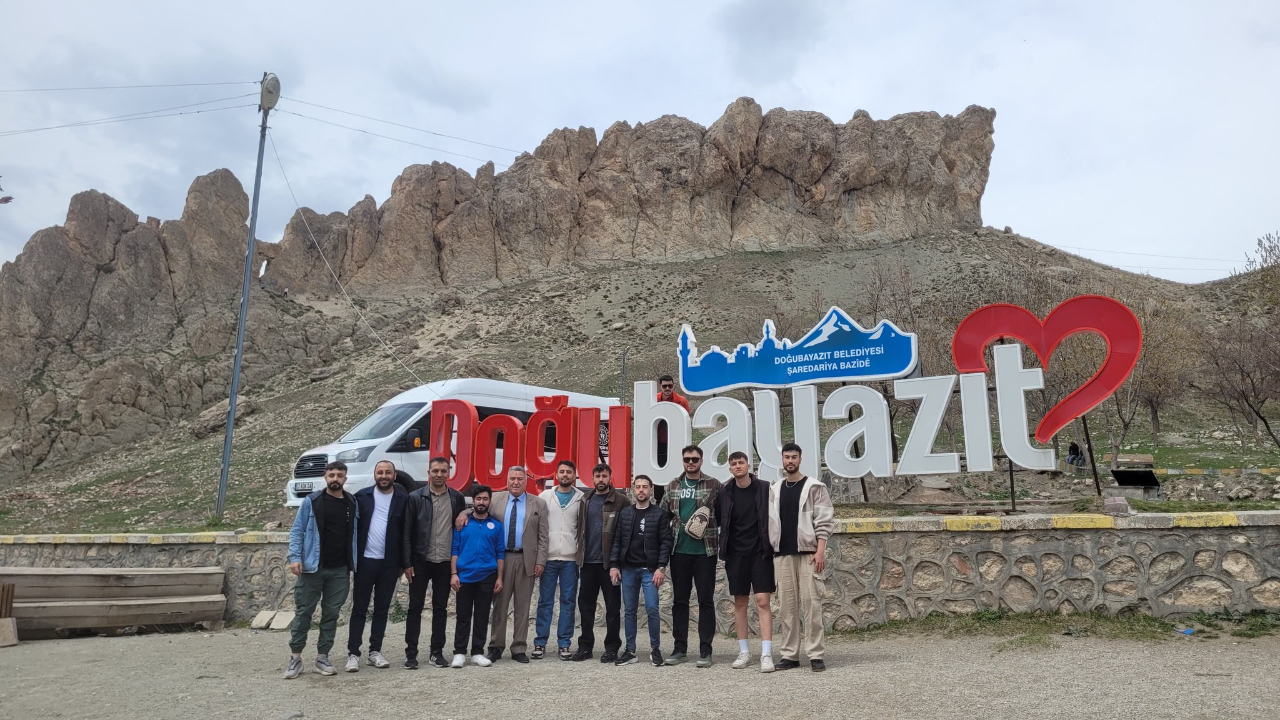 YurtLig Gençleri, İshak Paşa Sarayı’nda Tarihle Buluştu