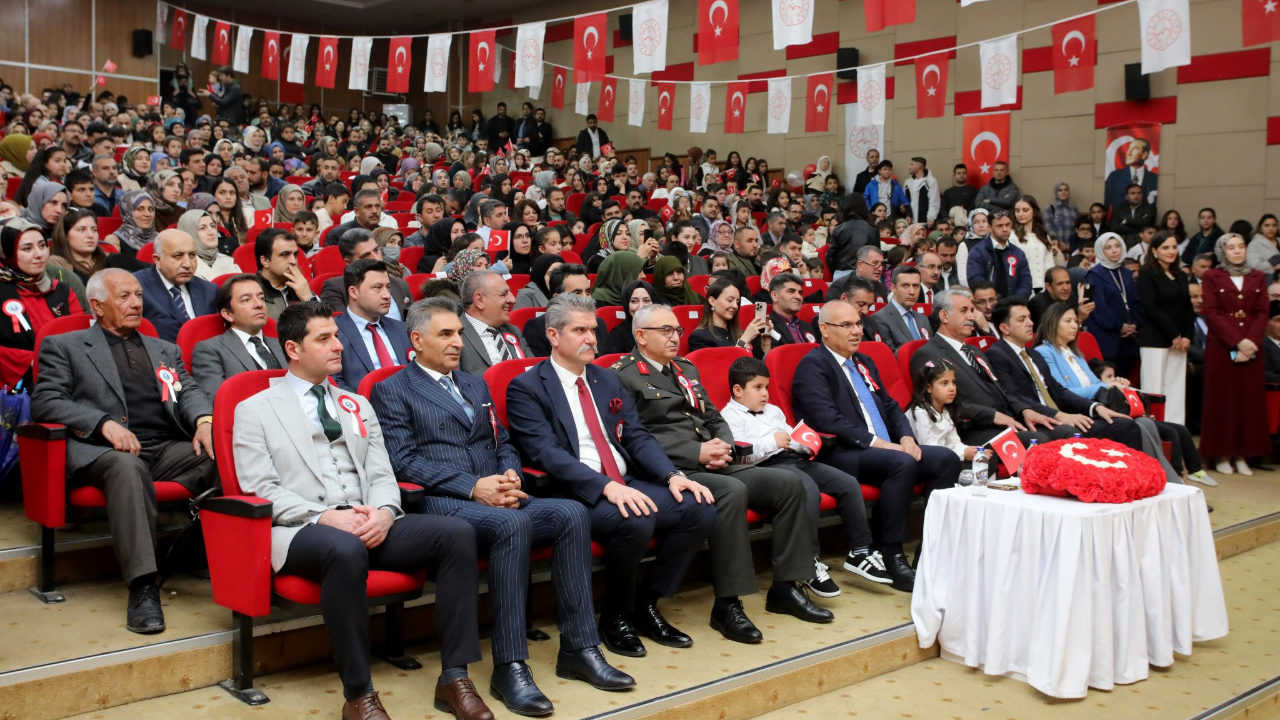 Ağrı’da 23 Nisan Coşkuyla Kutlandı