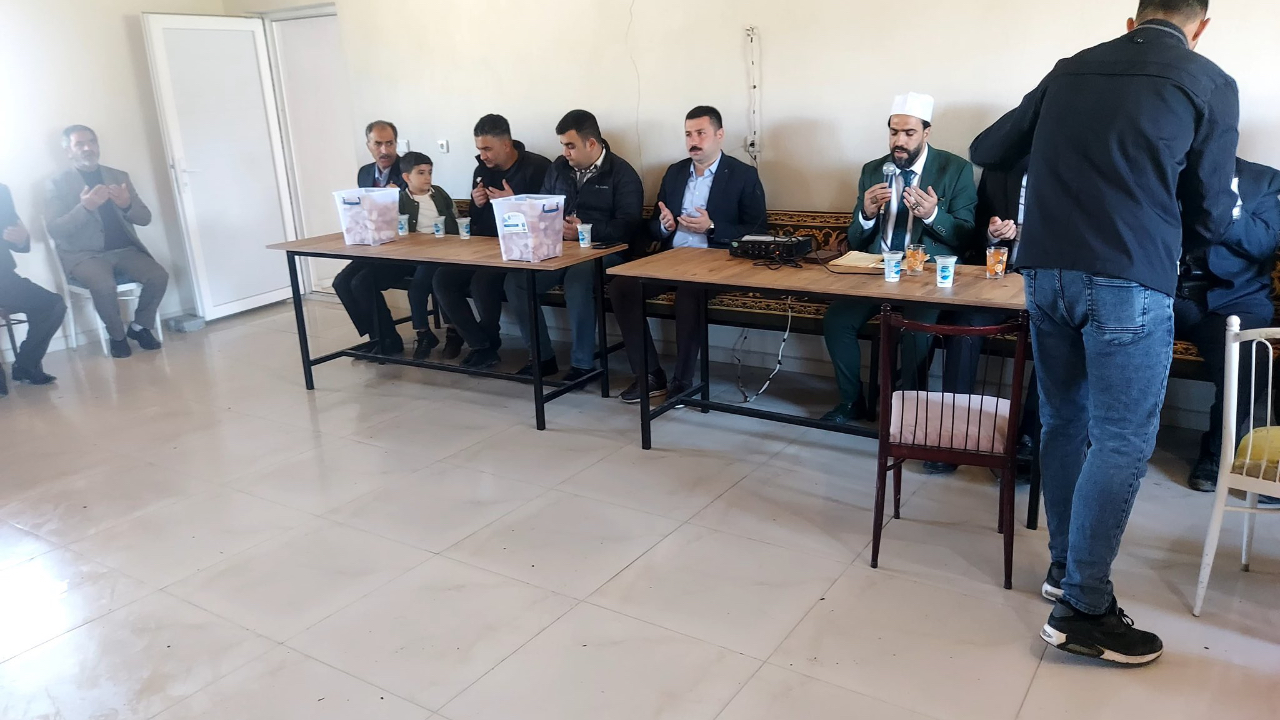 Diyadin Protokolü Karapazar Köyü’nde Mevlid Programına Katıldı
