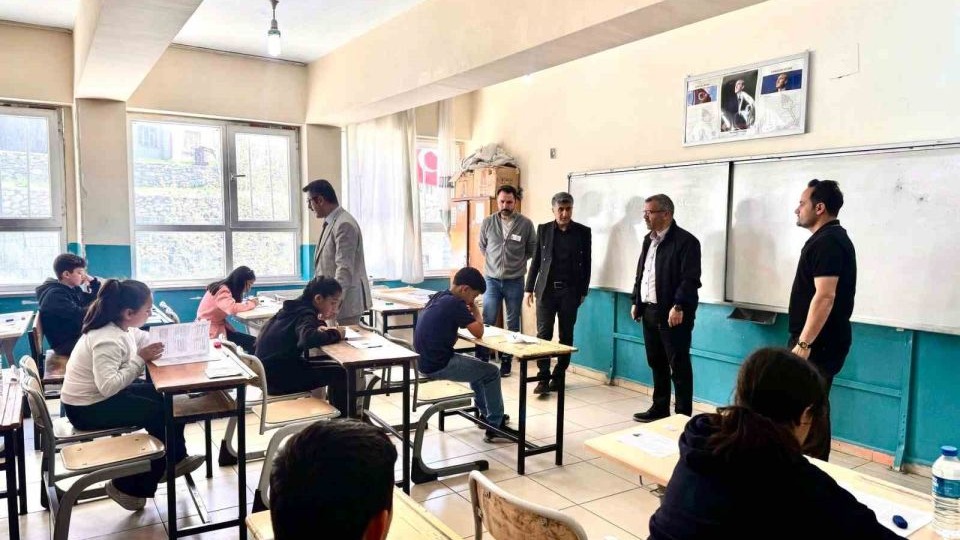 Bursluluk sınavı başarıyla tamamlandı