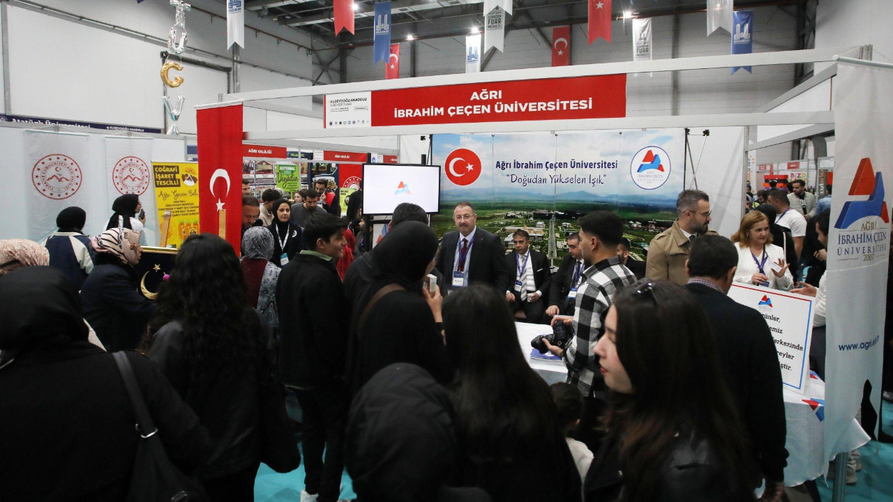 AİÇÜ KUDAKAF’25 Fuarında Yoğun İlgi Gördü