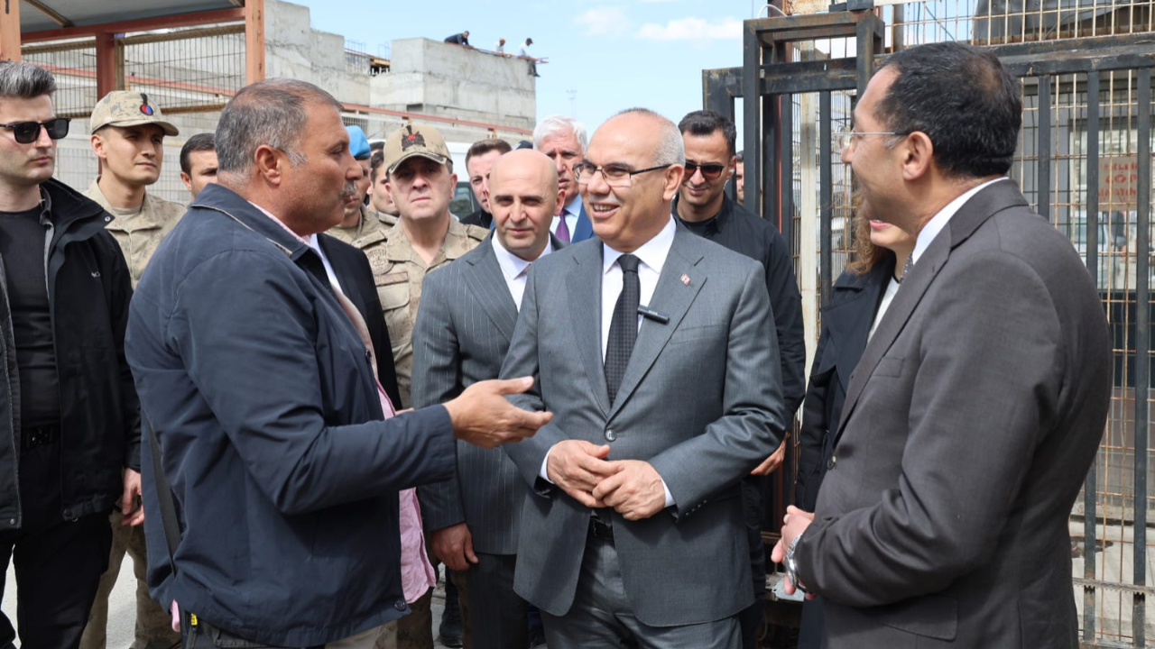 Vali Koç, Doğubayazıt’ta bir dizi ziyaretlerde bulundu