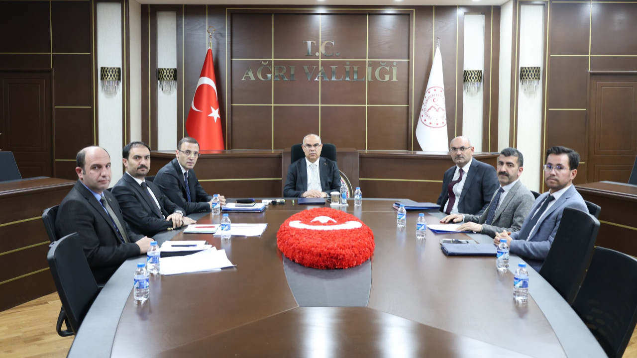 Ağrı’da Yatırımlar ve Hizmetler Masaya Yatırıldı