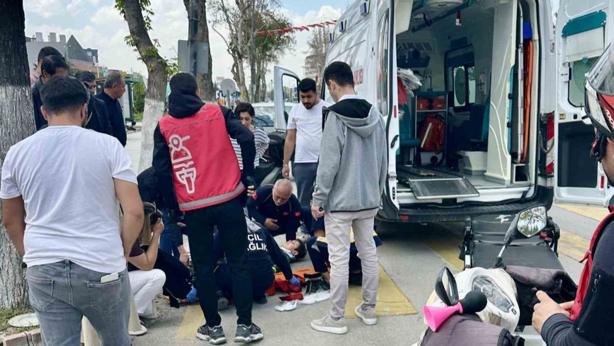Otomobilin çarptığı 10 yaşındaki çocuk yaralandı