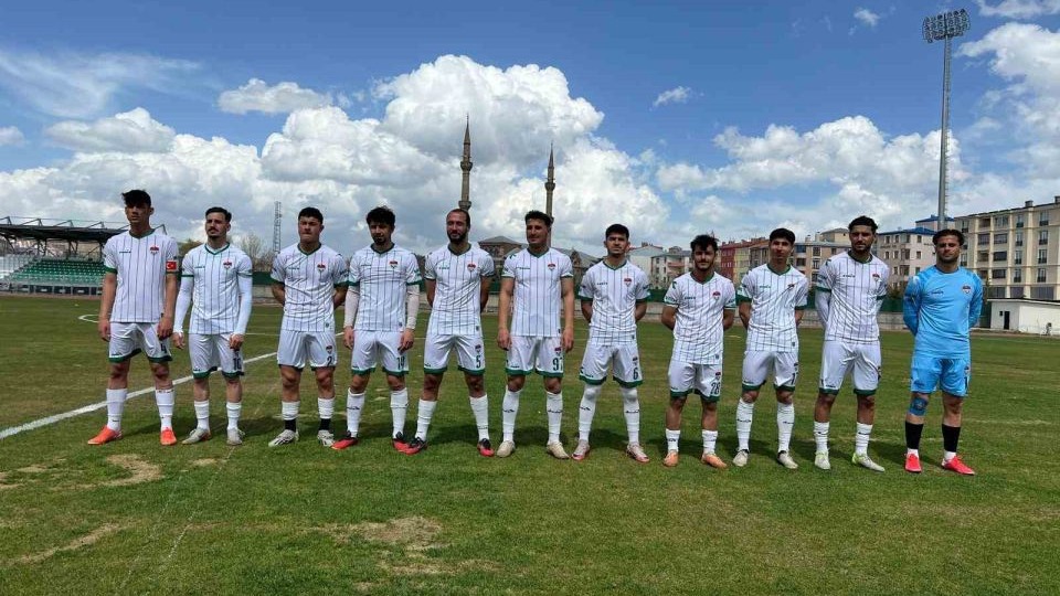 Kars 36 Spor hükmen galip