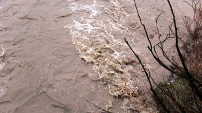 Yağışlarla Karasu ve Fırat Nehri’nin debisi arttı