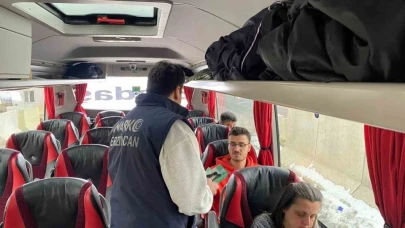 Narkotik Suçlarla Mücadele uyuşturucuya karşı 440 yolcu bilgilendirdi