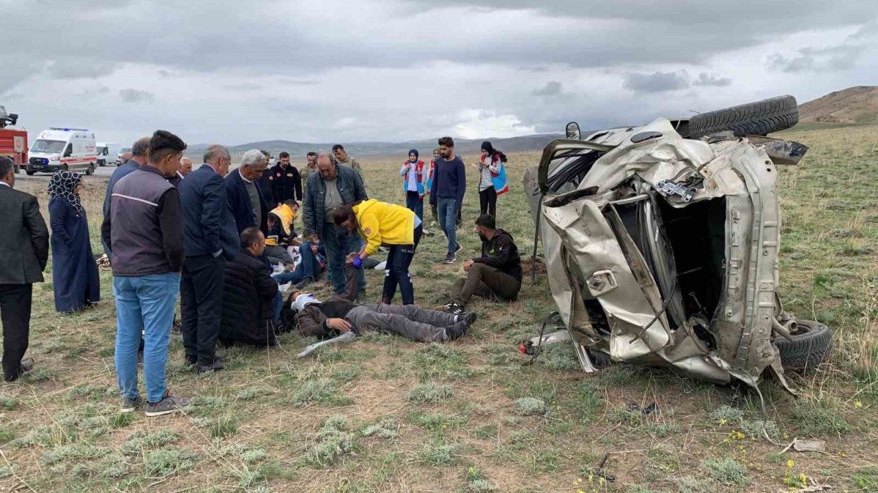 Van’da trafik kazası; 1 ölü, 4 yaralı