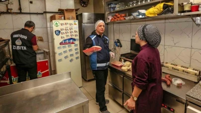 Van Büyükşehir Belediyesi zabıtasından kafelere denetim