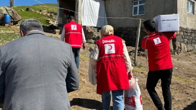 Türk Kızılay Patnos  Şubesi Yine Gönüllere Dokundu