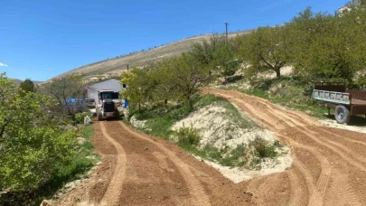 Ayvalı Mahallesi’nde 36 yıllık yol sorunu çözüldü