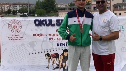 Erzincanlı atlet Görkem Efe Tan Türkiye üçüncüsü oldu