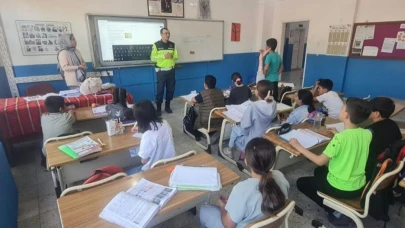 Trafik haftasında öğrencilere trafik bilinci eğitimi verildi