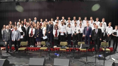 Necmettin Erbakan Fen Lisesi’nden türkü ve enstrüman dinletisi