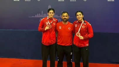 Erzincanlı güreşçiler altın ve bronz madalyanın sahibi oldu