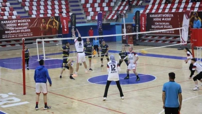 Ağrı’da Voleybol Coşkusu: Şampiyon Ağrı Adalet Takımı Oldu